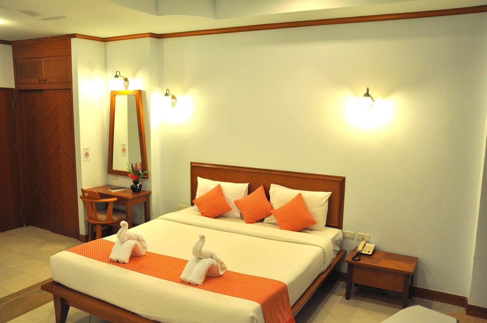 Oyo 385 Aonang President Hotel Ao Nang Esterno foto